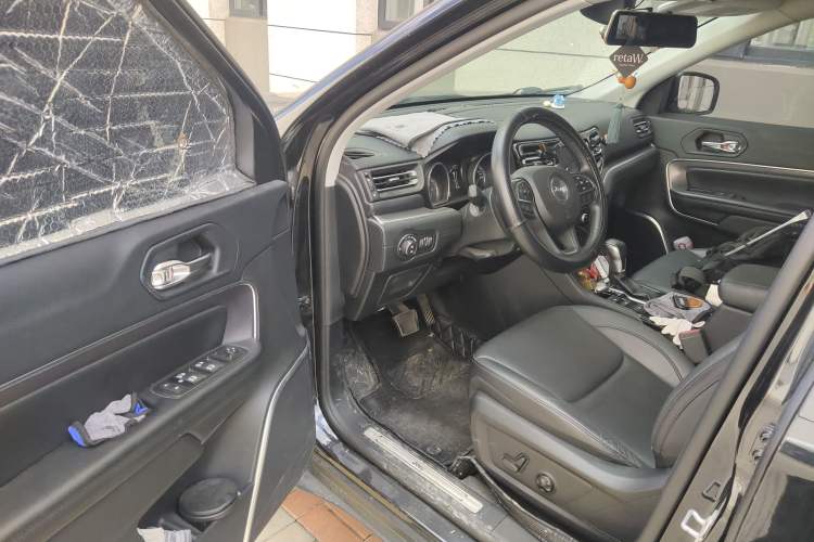 Used Jeep Grand Commander 2018 2.0T Four-Wheel Drive Enjoyment Version China V
