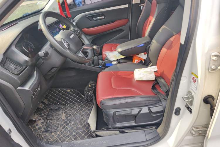 Used Haval H2s 2017 Blue Label 1.5T Manual Elite Model Left Front Seat