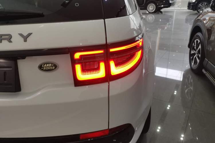 Used Land Rover Discovery Sport 2022 249 PS R-Dynamic S Performance Edition 5 Seats