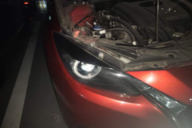 Used Mazda 3 Axela 2017 Sedan 1.5L Automatic Luxury Model China VI Standard
