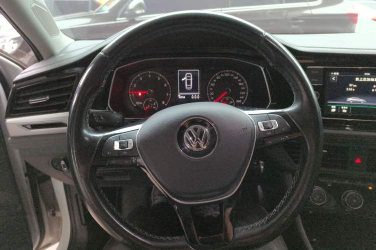 Used Volkswagen Sagitar 2019 200TSI Manual Comfort Version China VI Standard