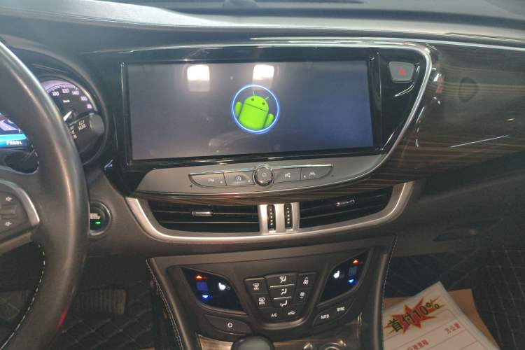 Used Buick Envision 2018 20T Two-Wheel-Drive Elite Model Audio And AC Panel