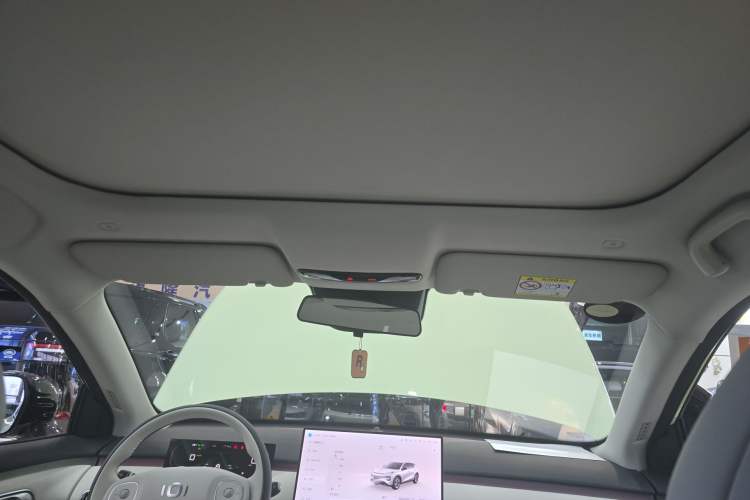 Used CHANGAN NEVO Q05 2026 Model 506 Max Headliner