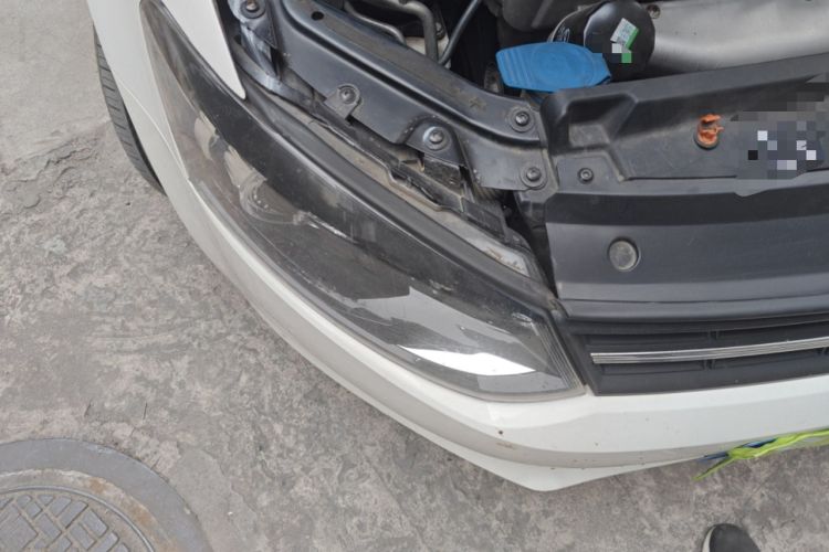 Used Volkswagen Polo 2013 1.4L Manual Fashion Edition