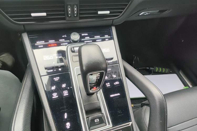 Used Porsche Cayenne E-Hybrid 2019 Cayenne E-Hybrid 2.0T
