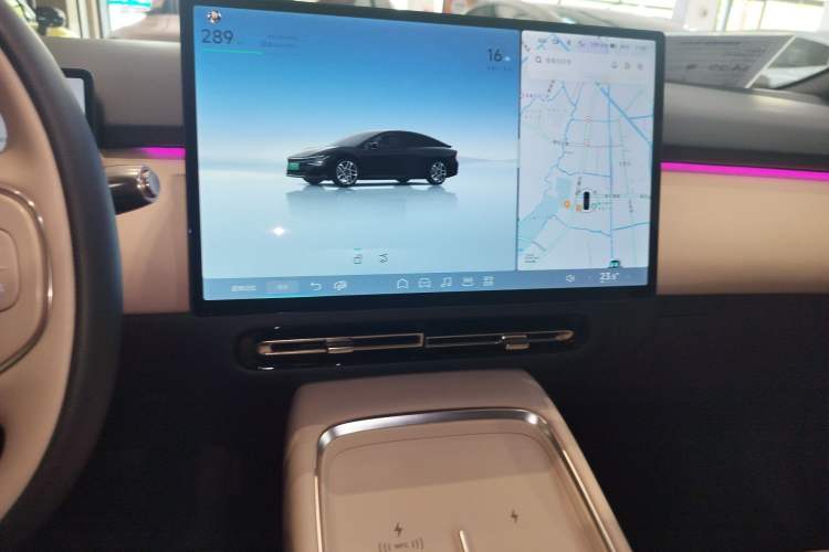 Used XPeng P7+ 2024 Long-Range Max Audio And AC Panel