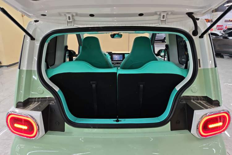 Used Wuling Hongguang MINIEV 2024 3rd Generation 215km Advanced Version Trunk