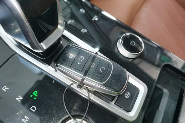 Used Chery Tiggo 8 PLUS 2021 290TGDI DCT Luxury Edition
