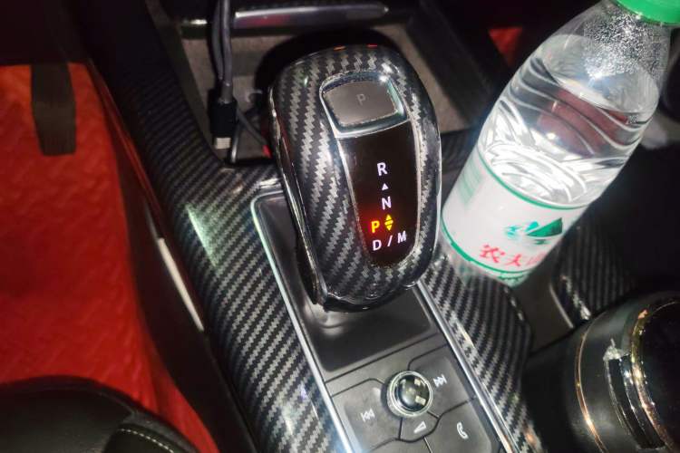 Used Cadillac XT4 2018 28T Two-Wheel-Drive Luxury Model