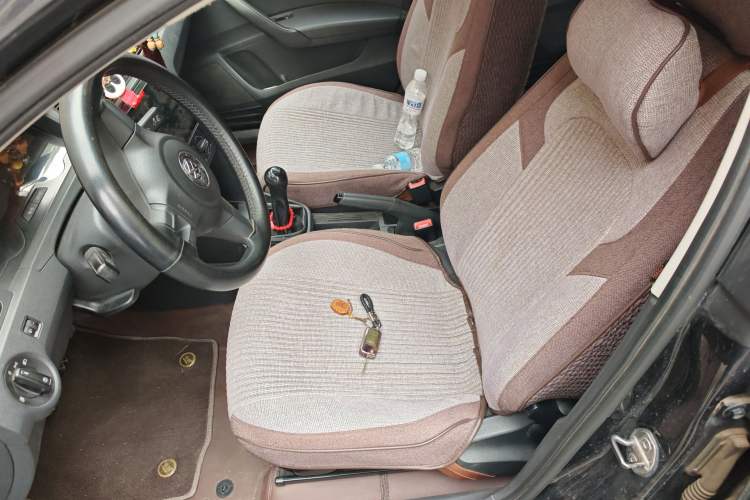 Used Volkswagen Santana 2013 1.6L Manual Fashion Edition Left Front Seat