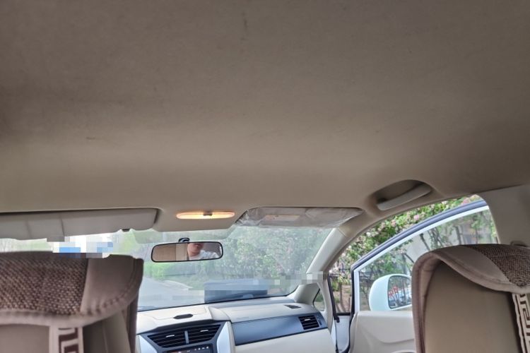 Used Venucia D50 2015 1.6L Manual Fashion Edition Headliner