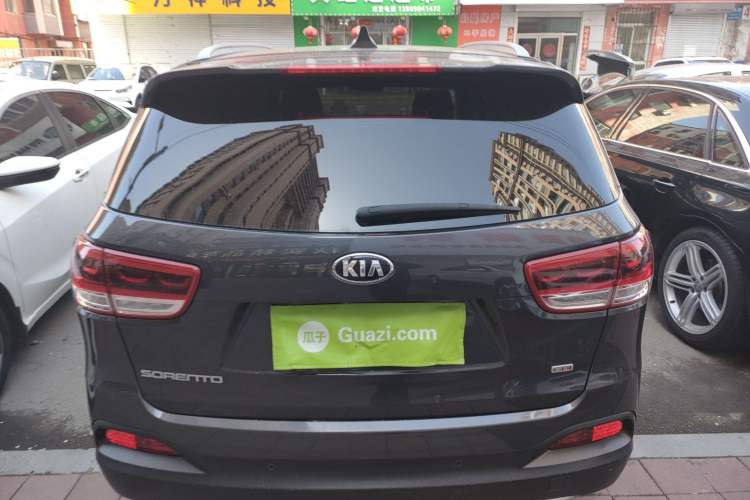 Used Kia Sorento 2015 Sorento L 2.4L Gasoline 4WD Elite Edition 5 Seats China V Emission Standard Rear