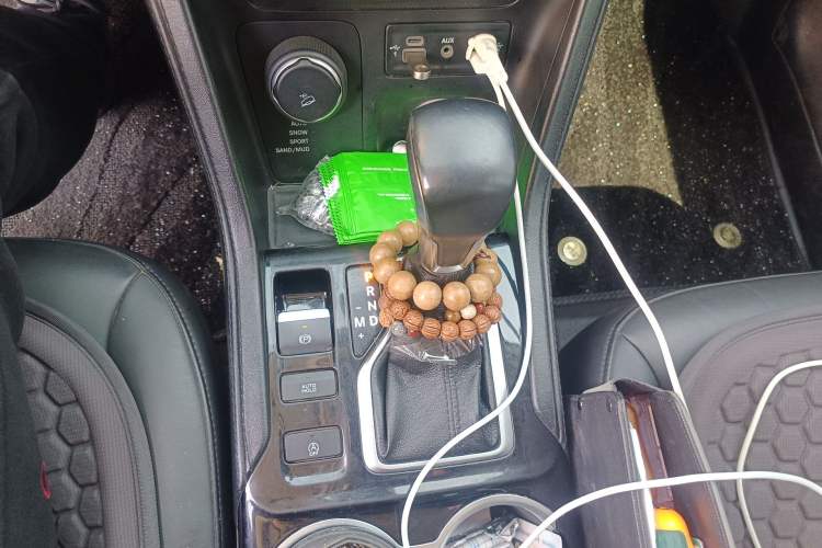 Used Jeep Grand Commander 2018 2.0T Four-Wheel Drive Enjoyment Version China V Gear Lever