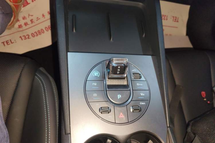 Used BYD Seal 06 New Energy 2025 DM-i Smart Drive 80KM Luxury Model Gear Lever