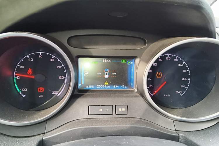 Used BYD Yuan New Energy 2018 EV360 Smart Connect Cool Edition
