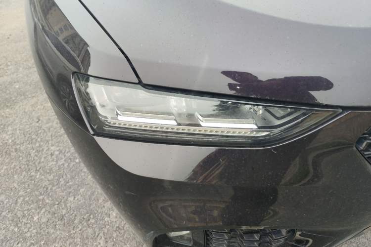 Used Wey VV7 2017 2.0T Flagship Model Right Front Headlight