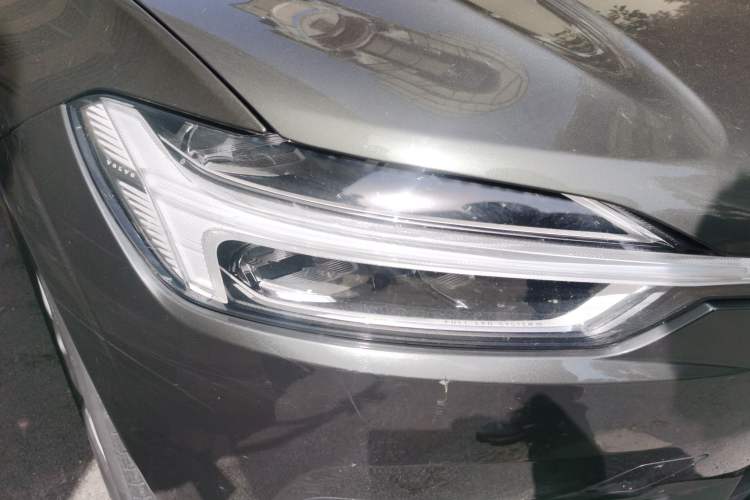 Used Volvo XC60 2019 T5 4x4 Smart Edition China V Standard
