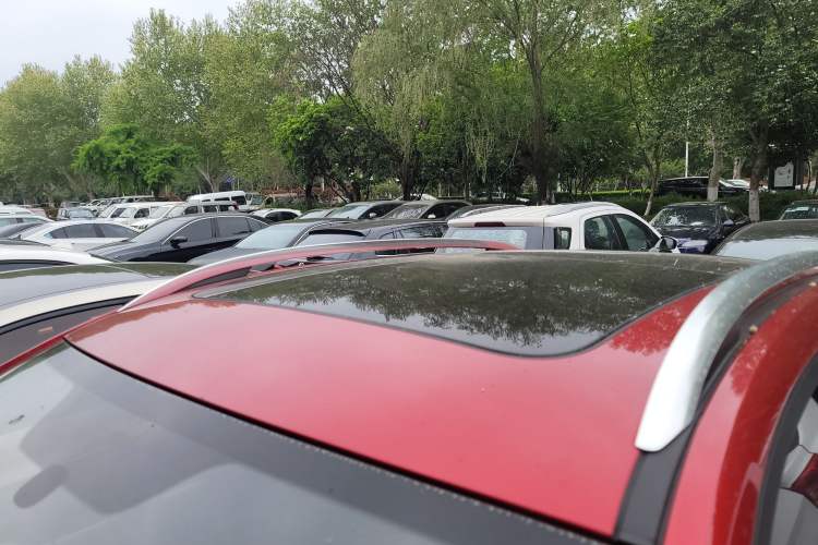 Used MG ZS 2017 1.5L Automatic Luxury Edition Roof