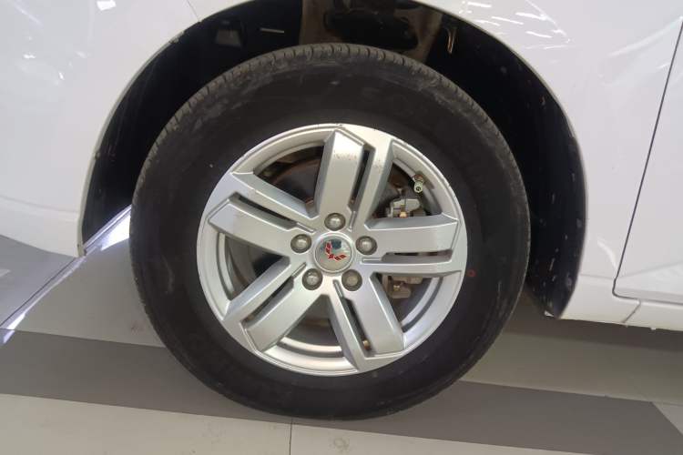 Used Wuling Hongguang PLUS 2020 1.5T Manual Commercial Vehicle 7 Seats Exterior 7