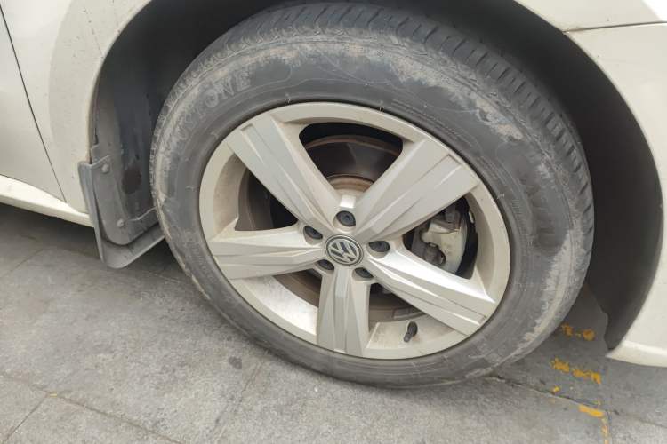 Used Volkswagen Lavida 2018 Classic 1.5L Automatic Fashion Edition China VI Standard