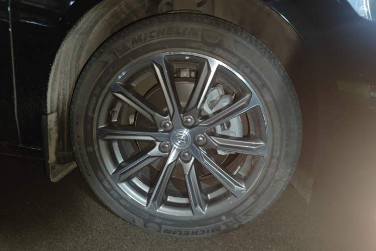 Used Buick LaCrosse 2022 652T Luxury Version
