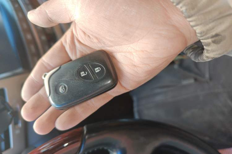 Used Lexus LX 2012 570
