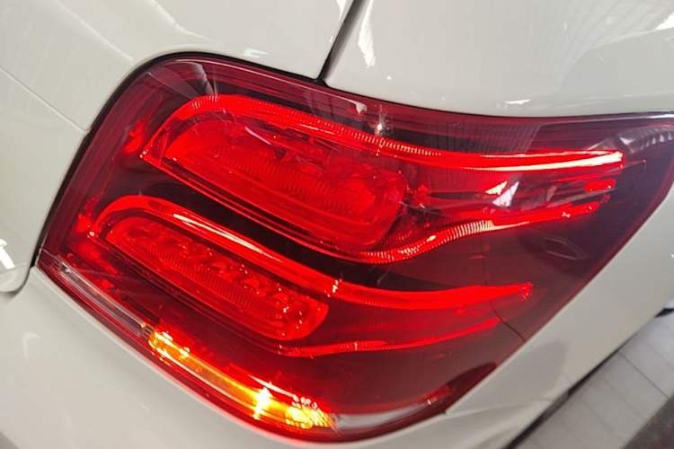 Used Mercedes-Benz GLK-Class 2013 Facelift GLK 300 4MATIC Fashion Edition