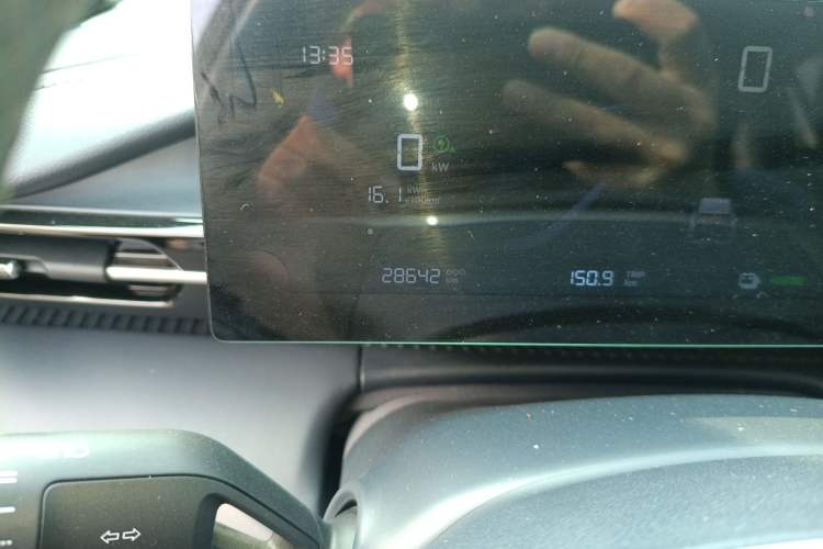 Used Geely Galaxy E5 2024 Model 530km Business Edition Odometer Close Up