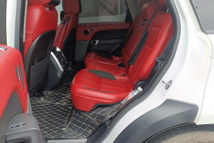 Used Land Rover Range Sport 2019 3.0 SC V6 HSE DYNAMIC Left Rear Seat