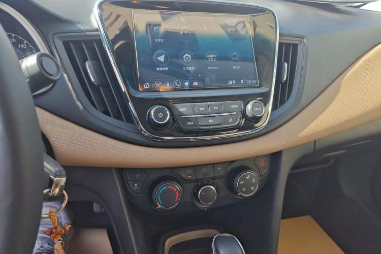 Used Chevrolet Monza 2022 320 Automatic Enjoyment Sunroof Version
