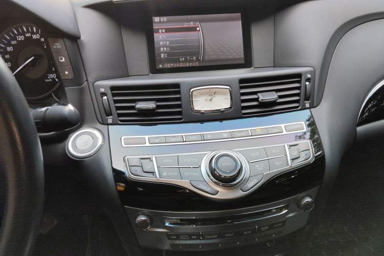 Used Infiniti Q70 2017 Q70L 2.5L Elite Edition
