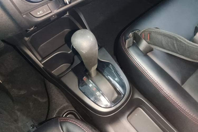 Used Honda Fit 2020 1.5L CVT Comfort Version Gear Lever