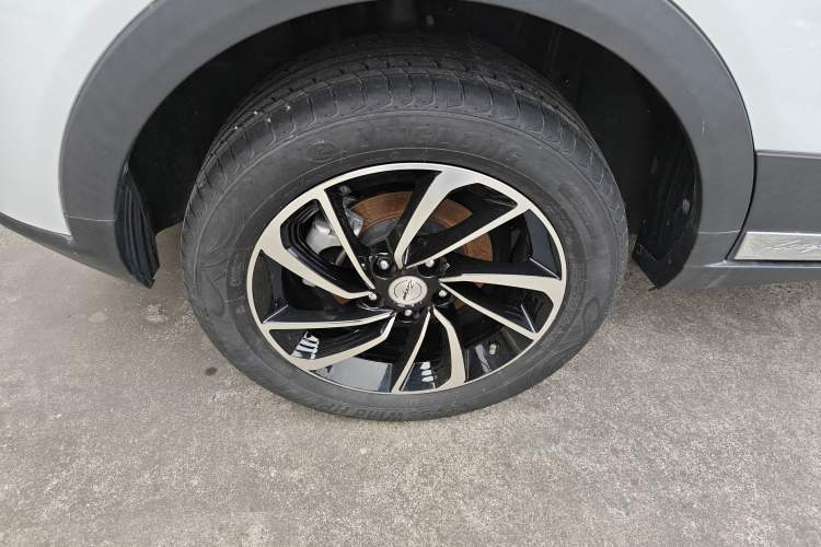 Used Zotye T300 2023 T300L 1.5L Manual Standard Edition