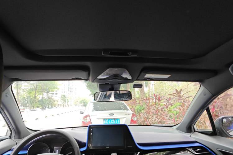 Used Toyota IZOA 2020 2.0L Enjoy Edition