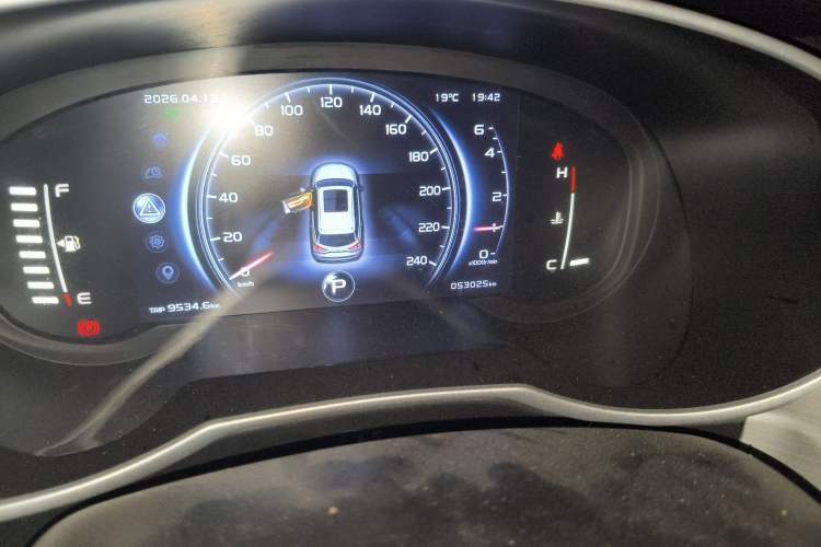 Used Geely Auto Emgrand X7 Sport 2020 1.8TD DCT Two-Wheel Drive Smart Connect 4G-Enabled Version Odometer Close Up