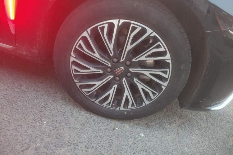 Used Hongqi H5 2024 2.0T Automatic Smart Connect Flagship Edition
