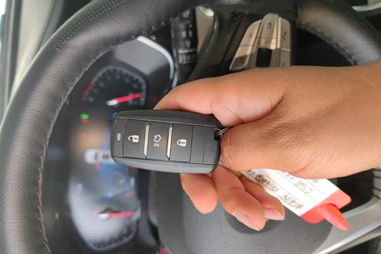 Used CHANGAN CS75 2018 280T Automatic Smart Edition China V-standard Vehicle Key