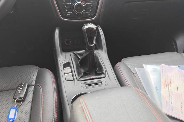 Used Changan CS75 2016 2.0L Manual Luxury Version China V Standard
