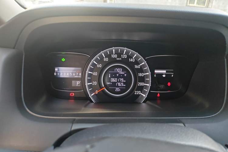 Used Honda Odyssey 2015 Updated Version 2.4L Smart Edition
