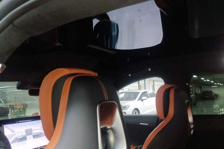 Used Xiaomi Auto YU7 2025 Ultra-Long Range High-Performance All-Wheel-Drive Max Edition