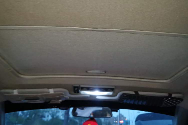 Used Soueast V3 Lingyue 2012 Revised Version 1.5L Manual – Style Edition Headliner