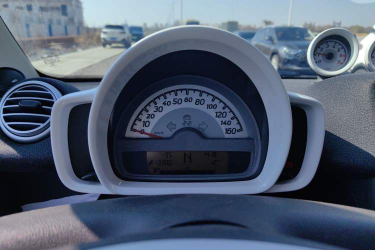 Used smart fortwo 2013 1.0 MHD Hardtop Ice Edition Special Version
