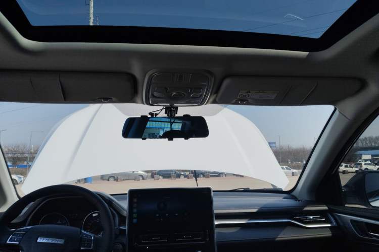 Used Haval M6 2021 PLUS 1.5T DCT Luxury Smart Connectivity Model