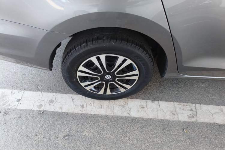 Used Volkswagen Jetta 2015 Zhuihui Edition 1.4L Manual Fashion Model
