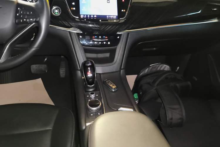 Used Cadillac XT6 2020 28T Six-Seater Four-Wheel-Drive Luxury Version
