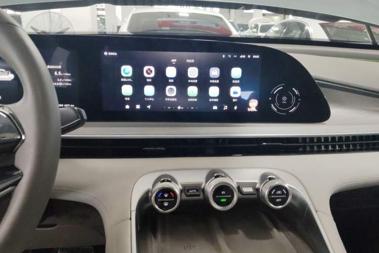 Used EXEED Stellar C-DM 2025 200 with Ultra-Long Range Pro All-Wheel Drive