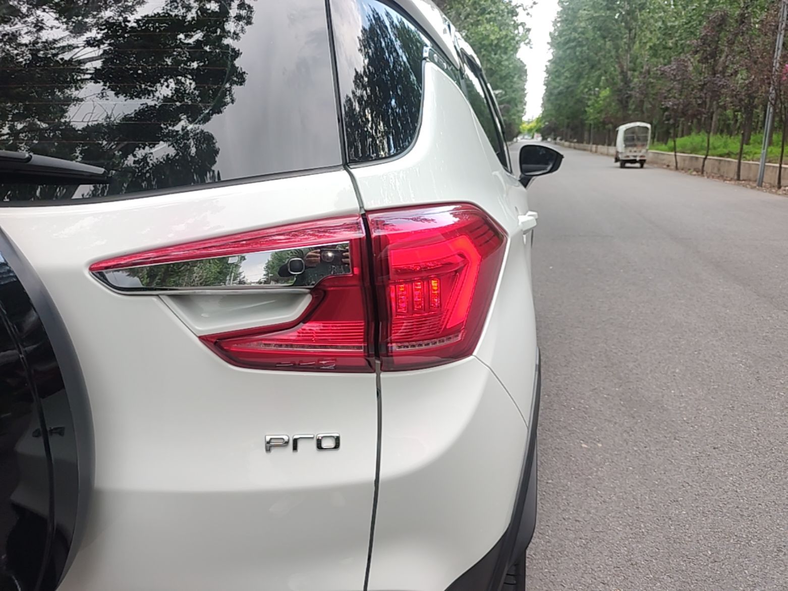 BYD Yuan Pro 2021 "Love for a Lifetime" Edition — снимка 9