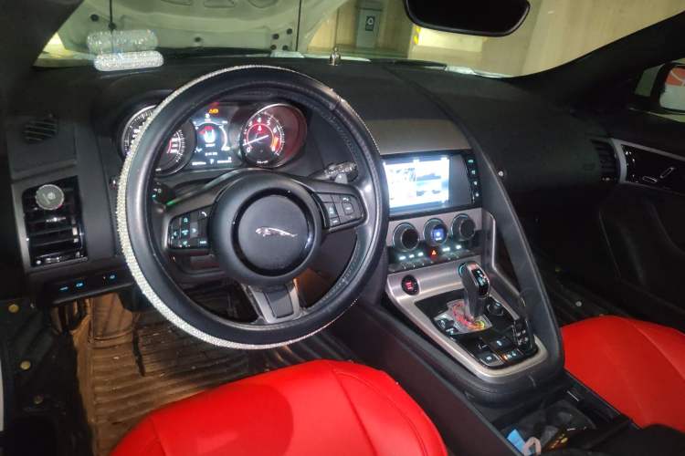 Used Jaguar F-TYPE 2016 3.0 SC Hardtop Version
