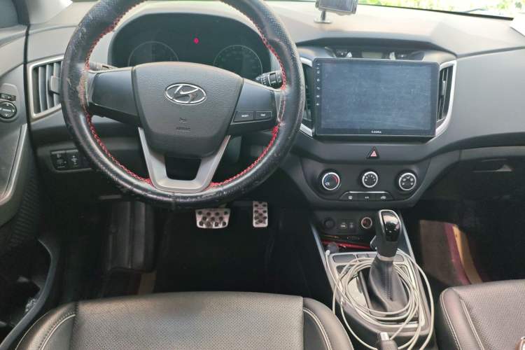 Used Hyundai ix25 2015 1.6L Automatic Two-Wheel Drive Smart GLS Trim Steering Wheel