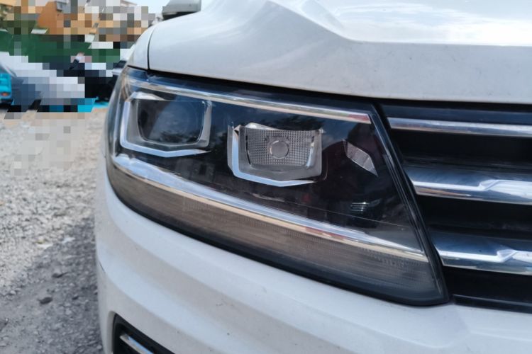 Used Volkswagen Tiguan L 2018 Revised Version 330TSI Automatic Two-Wheel Drive Comfort Edition Right Front Headlight